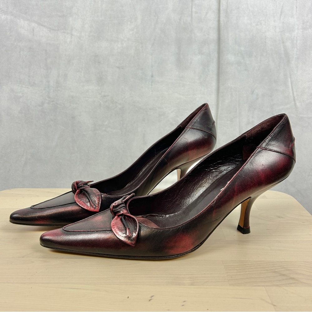 Chic Burgundy Bow Heels